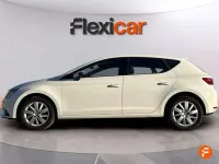 Usado Seat Leon Reference 110 CV (80 kW) 2016 Blanco Utilitario