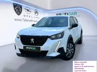 Usado Peugeot 2008 Active 100 CV (73 kW) 2023 Blanco SUV