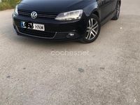 Usado VW Jetta Advance 140 CV (102 kW) 2013 Negro Berlina