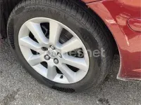 Usado Toyota Avensis Executive 116 CV (85 kW) 2003 Granate Berlina