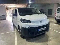 Usado Toyota Proace 120 CV (88 kW) 2024 Blanco Monovolumen