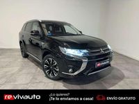 Usado Mitsubishi Outlander P-HEV 227 CV (166 kW) 2018 Negro SUV