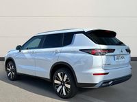 Usado Mitsubishi Outlander P-HEV 306 CV (225 kW) 2025 Blanco SUV