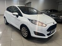 Usado Ford Fiesta Trend 75 CV (55 kW) 2016 Blanco Utilitario