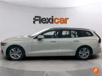 Usado Volvo V60 Kinetic 150 CV (110 kW) 2019 Blanco Familiar