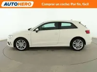 Usado Audi A3 Attraction 110 HP (80 kW) 2015 Branco Citadino