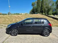 Usado Opel Corsa Selective 75 CV (55 kW) 2012 Negro Utilitario