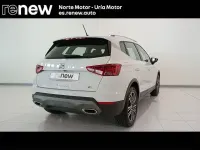 Usado Seat Arona FR 110 CV (80 kW) 2023 Blanco SUV