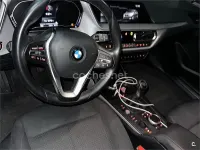 Usado BMW 118 136 CV (100 kW) 2019 Blanco Berlina