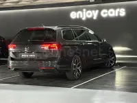 Begagnad VW Passat Executive 150 HK (110 kW) 2022 Grå Kombi