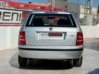 Usado Skoda Fabia Comfort 64 CV (47 kW) 2003 Gris Utilitario
