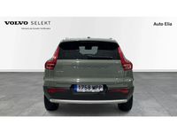 Begagnad Volvo XC40 Core 163 HK (119 kW) 2024 Grön SUV