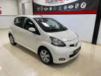 Usado Toyota Aygo Live 68 CV (50 kW) 2011 Blanco Utilitario