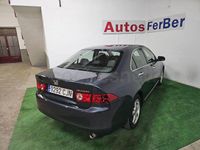 Usado Honda Accord Comfort 155 CV (114 kW) 2004 Gris / plata Berlina