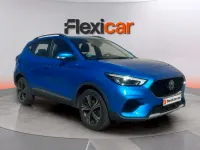 Usado MG ZS Luxury 111 CV (81 kW) 2022 Azul SUV