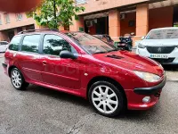 Begagnad Peugeot 206 90 HK (66 kW) 2005 Röd Sedan