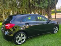 Usado Mercedes A180 Style 109 CV (80 kW) 2013 Negro Utilitario
