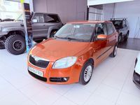 Usado Skoda Fabia 64 HP (47 kW) 2007 Laranja Sedan