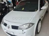 Usado Renault Mégane 225 CV (165 kW) 2005 Blanco Berlina