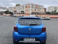 Usado Dacia Sandero Comfort 90 CV (66 kW) 2020 Azul Berlina