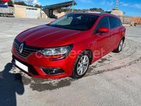 Usado Renault Mégane GrandTour Zen 130 CV (95 kW) 2017 Rojo Familiar