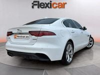 Usado Jaguar XE R-Sport 180 HP (132 kW) 2019 Branco Sedan