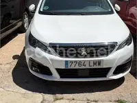 Usado Peugeot 308 Allure 130 CV (95 kW) 2021 Blanco Berlina