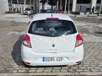 Usado Renault Clio II Authentique 75 CV (55 kW) 2010 Blanco Berlina