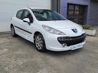 Usado Peugeot 207 70 CV (51 kW) 2009 Blanco Berlina