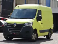 Usado Renault Master R.S. 145 CV (106 kW) 2021 Verde Monovolumen