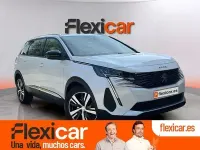 Usado Peugeot 5008 Allure 130 CV (95 kW) 2024 Blanco SUV