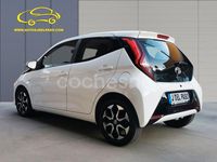 Usado Toyota Aygo X-play 72 CV (52 kW) 2021 Gris / plata Utilitario