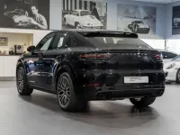 Usado Porsche Cayenne 462 CV (339 kW) 2020 Negro SUV