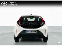 Usado Toyota Aygo X Play 72 CV (52 kW) 2022 Blanco SUV