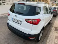 Usado Ford Ecosport Trend 125 CV (91 kW) 2019 Blanco SUV