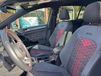 Usado VW Golf VII GTI 290 CV (213 kW) 2019 Gris / plata Berlina