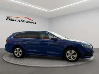 Usado Skoda Octavia Style 150 CV (110 kW) 2021 Azul Familiar