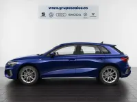 Usado Audi A3 S-Line 150 CV (110 kW) 2021 Azul Berlina