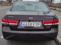 Usado Hyundai Sonata Style 140 CV (102 kW) 2007 Granate Berlina