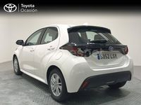 Usado Toyota Yaris Hybrid Business Edition 116 CV (85 kW) 2021 Blanco Berlina