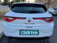 Usado Renault Mégane IV Zen 116 CV (85 kW) 2019 Blanco Berlina