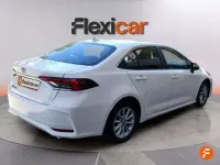 Usado Toyota Corolla Active 122 CV (89 kW) 2022 Blanco Berlina