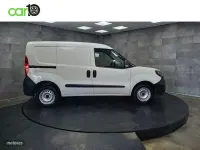 Usado Fiat Doblò 95 CV (69 kW) 2019 Blanco Monovolumen