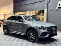 Usado Mercedes GLC300 245 CV (180 kW) 2022 Gris / plata SUV