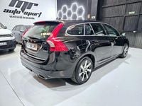Usado Volvo V60 Summum 231 CV (169 kW) 2016 Negro Familiar
