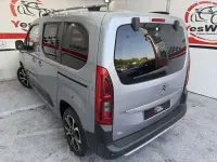 Usado Citroën Berlingo Shine 102 CV (75 kW) 2019 Gris Monovolumen