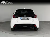 Usado Toyota Yaris Hybrid Style 116 CV (85 kW) 2021 Blanco Berlina