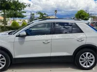 Usado VW T-Roc Life 110 CV (80 kW) 2023 Beige SUV