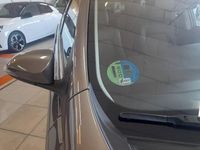 Usado Toyota Auris Hybrid Advance 136 CV (100 kW) 2016 Gris Berlina