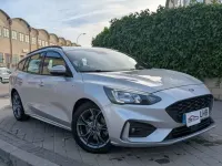Usado Ford Focus ST-Line 120 CV (88 kW) 2020 Gris Familiar